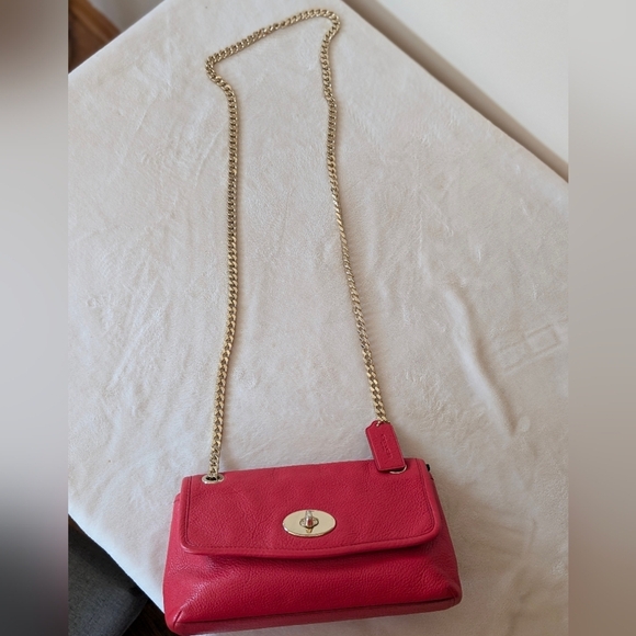Coach Madison Pebbled Leather Gold Tone Chain Strap Crossbody Purse Cardinal Red - Picture 13 of 15
